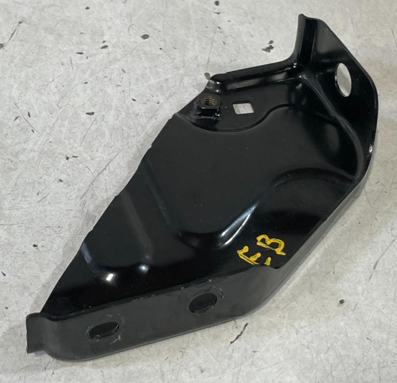 Load image into Gallery viewer, 2022-2024 HONDA CIVIC FRONT RIGHT BUMPER LOWER SUPPORT RAIL STAY BRACKET #100470