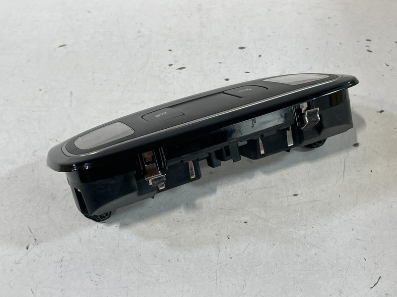 Load image into Gallery viewer, 20-25 HYUNDAI PALISADE INTERIOR FRONT OVERHEAD ROOF MAP DOME LIGHT LAMP # 99185