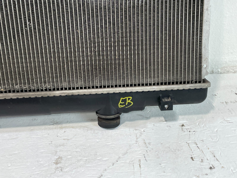 Load image into Gallery viewer, 2014 - 2020 ACURA MDX ENGINE COOLANT COOLING RADIATOR ASSEMBLY # 102869