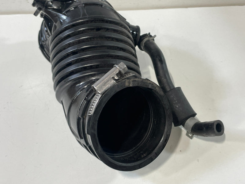 Load image into Gallery viewer, 20-25 HYUNDAI SANTA FE SONATA ENGINE AIR CLEANER INTAKE HOSE PIPE 2.5L # 101901