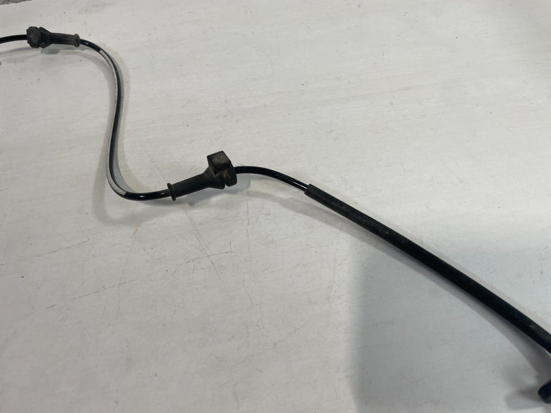 Load image into Gallery viewer, 2022-2025 HYUNDAI TUCSON FRONT LEFT DRIVER SIDE ABS WHEEL SPEED SENSOR # 105039