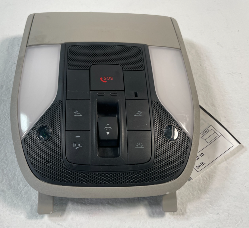 Load image into Gallery viewer, 2019 - 2022 INFINITI QX50 FRONT ROOF OVERHEAD CONSOLE DOME LIGHT LAMP # 106466
