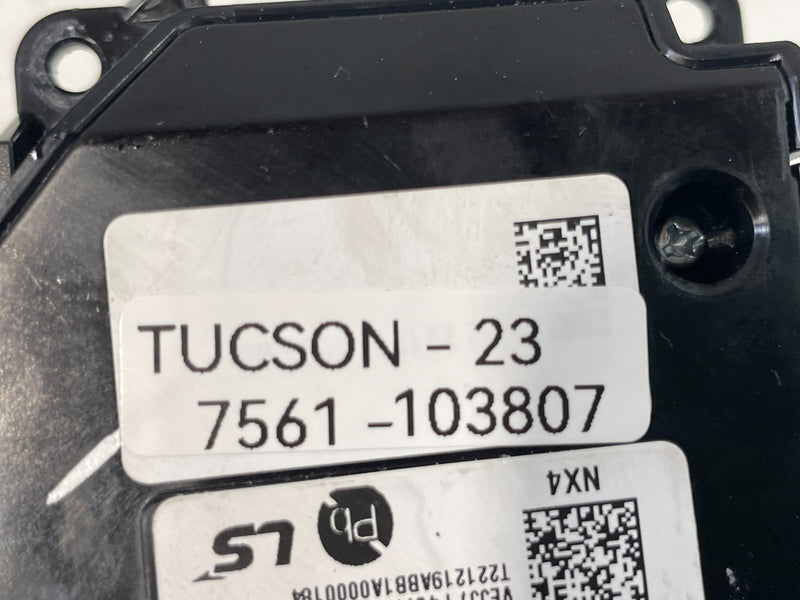 Load image into Gallery viewer, 2022-2024 HYUNDAI TUCSON AUTO TRANSMISSION GEAR SELECTOR SHIFTER SWITCH # 103807