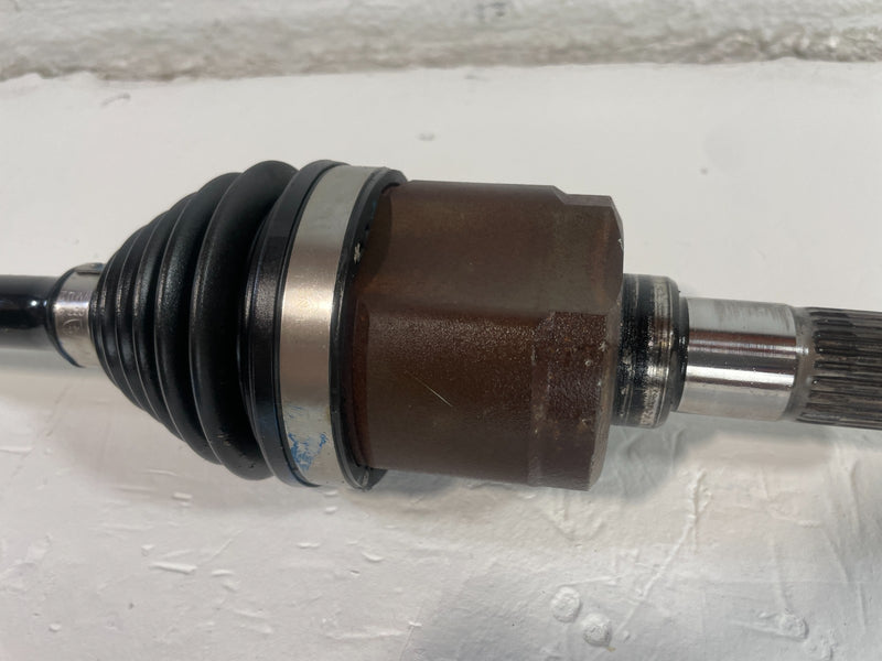 Load image into Gallery viewer, 2022-2025 HYUNDAI TUCSON REAR RIGHT PASSENGER SIDE AXLE SHAFT HALFSHAFT # 104886
