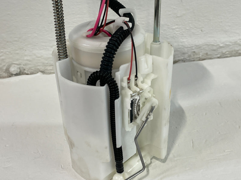 Load image into Gallery viewer, 2014 - 2020 ACURA MDX FUEL GAS PUMP SENDING UNIT ASSEMBLY KA292100-7171 # 103965