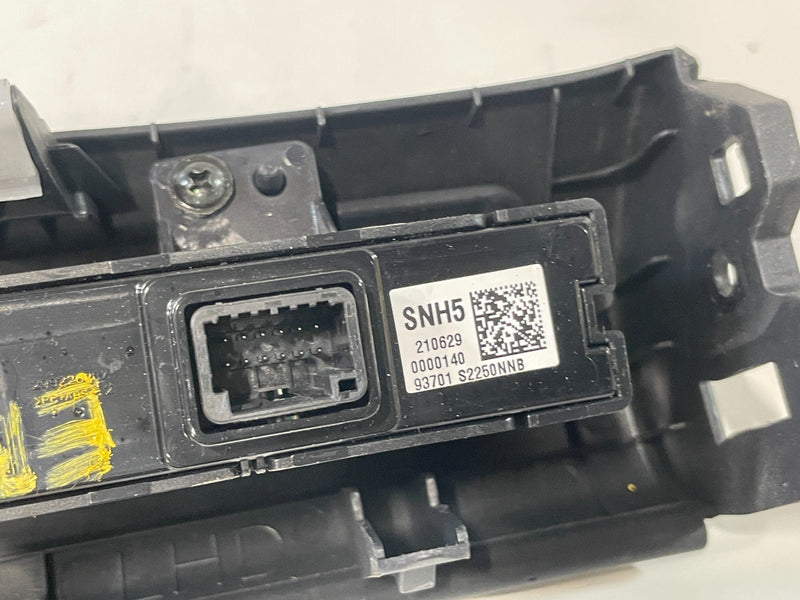 Load image into Gallery viewer, 21-23 HYUNDAI SANTA FE DASH LEFT COMBINATION SWITCH PANEL 84782S2000NNB # 101925