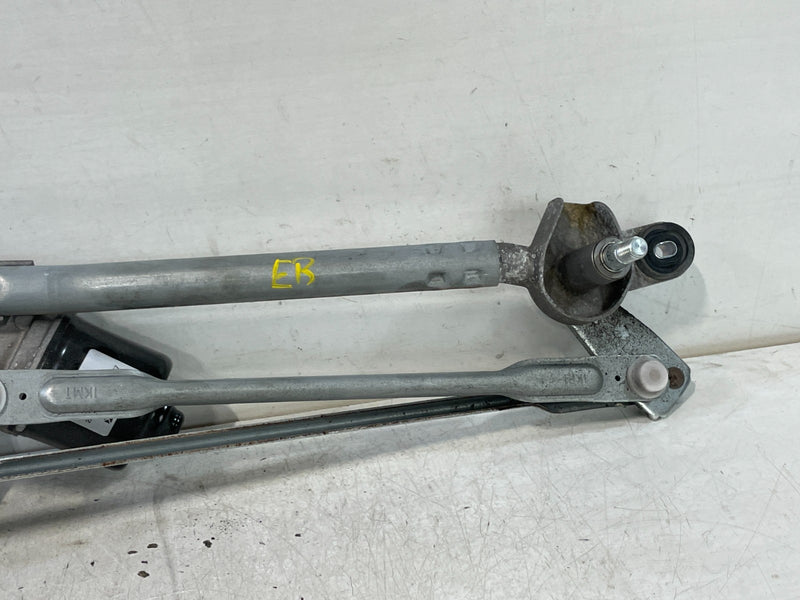 Load image into Gallery viewer, 19-24 GENESIS G70 FRONT WINDSHIELD WIPER TRANSMISSION LINKAGE W/ MOTOR # 101100