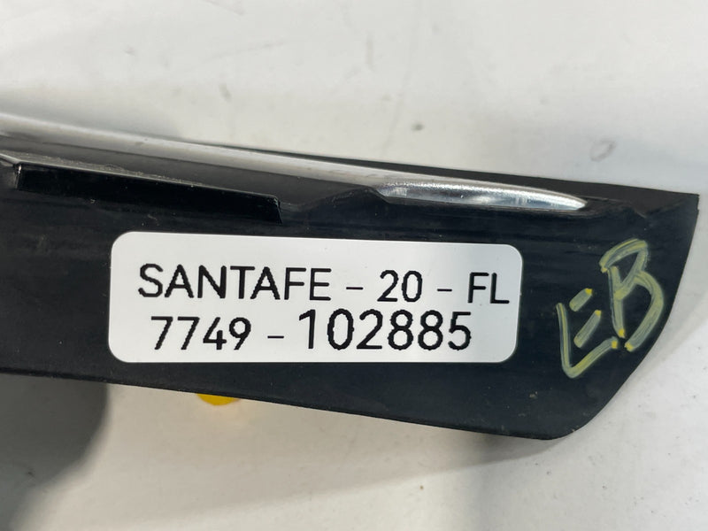 Load image into Gallery viewer, 19-23 HYUNDAI SANTA FE FRONT LEFT DRIVER FENDER UPPER CORNER MOLDING # 102885