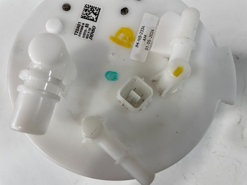 Load image into Gallery viewer, ⭐⭐ 2022 - 2024 HONDA CIVIC SEDAN FUEL GAS PUMP ASSEMBLY 292100-9570 ⭐⭐