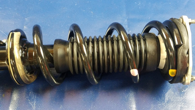 Load image into Gallery viewer, INFINITI G37 Q40 SEDAN RWD FRONT RIGHT SIDE STRUT SHOCK ABSORBER SPRING # 59069