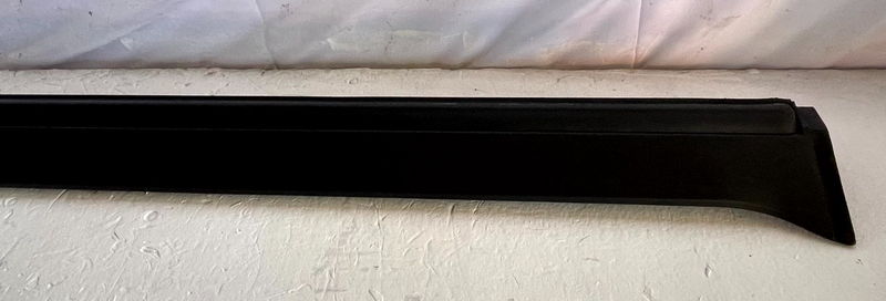 Load image into Gallery viewer, 2023-2025 KIA SPORTAGE FRONT LEFT DRIVER SIDE ROCKER PANEL SKIRT MOLDING #106638