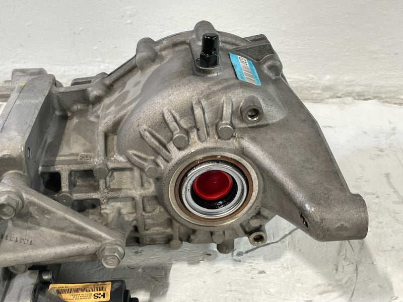 Load image into Gallery viewer, 2021-2025 HYUNDAI SANTA FE AWD REAR AXLE CARRIER DIFFERENTIAL ASSEMBLY # 102001