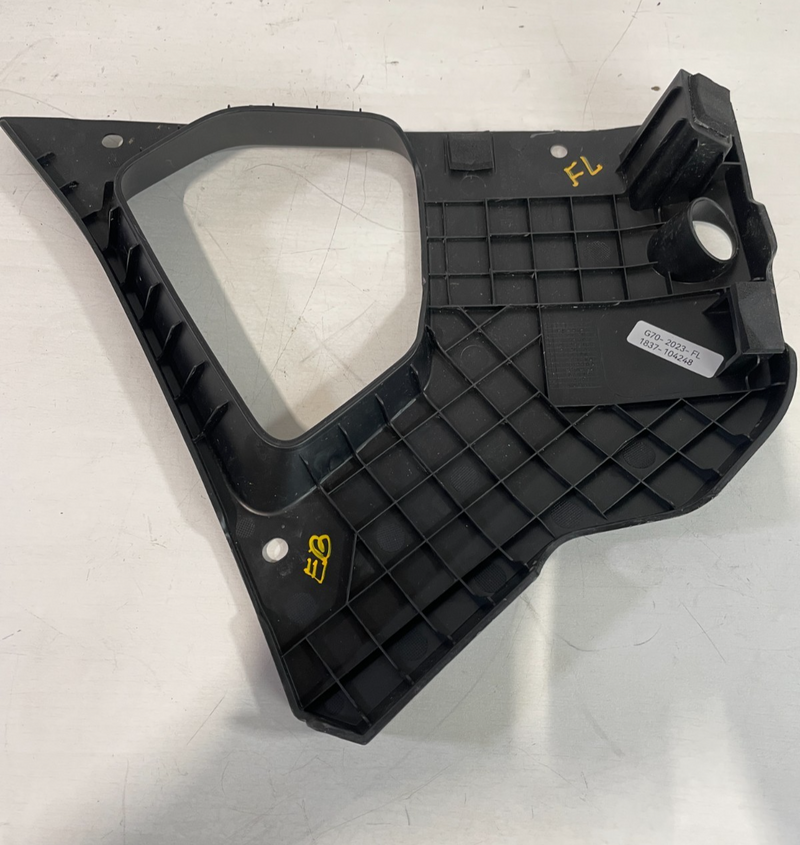 Load image into Gallery viewer, 2019-2023 GENESIS G70 FRONT LEFT ENGINE COMPARTMENT COWL VENT COVER PANEL 104248