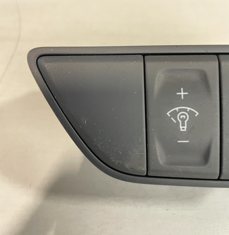 Load image into Gallery viewer, 19-25 GENESIS G70 DASHBOARD FUEL FOOR & TRUNK LID RELEASE CONTROL SWITCH #104299