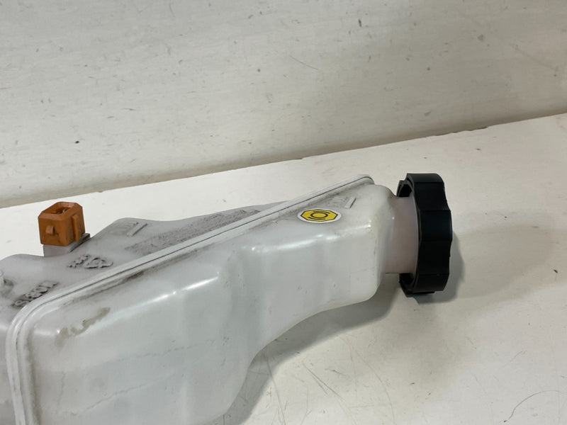 Load image into Gallery viewer, 2020 - 2025 HYUNDAI PALISADE BRAKE BOOSTER MASTER CYLINDER W/ RESERVOIR # 102251