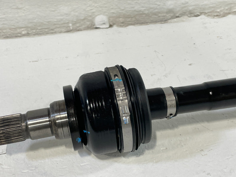 Load image into Gallery viewer, 19-23 GENESIS G70 REAR RIGHT PASSENGER SIDE AXLE SHAFT 49601-G9200 2.0L # 101048