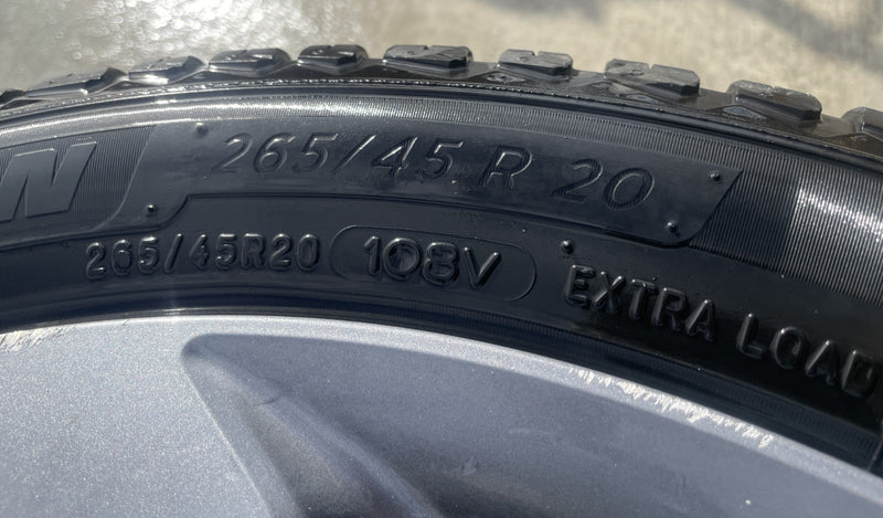 Load image into Gallery viewer, HONDA PASSPORT TOURING 20X8.5J ET55 WHEEL RIM W/ TIRE 3.5L ONLY#1 19-21 # 105291