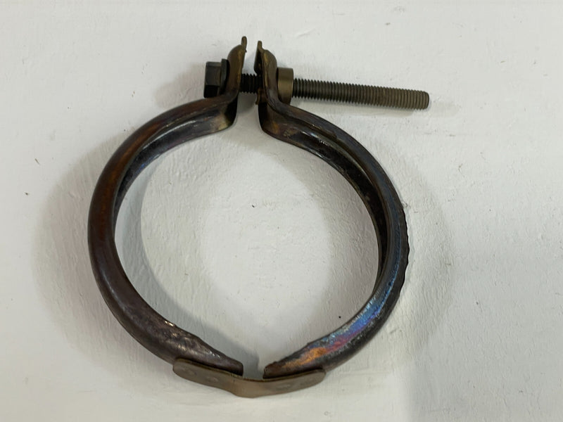 Load image into Gallery viewer, 2019 - 2025 INFINITI QX50 EXHAUST SYSTEM CATALYTIC CONVERTER CLAMP 2.0L # 87432