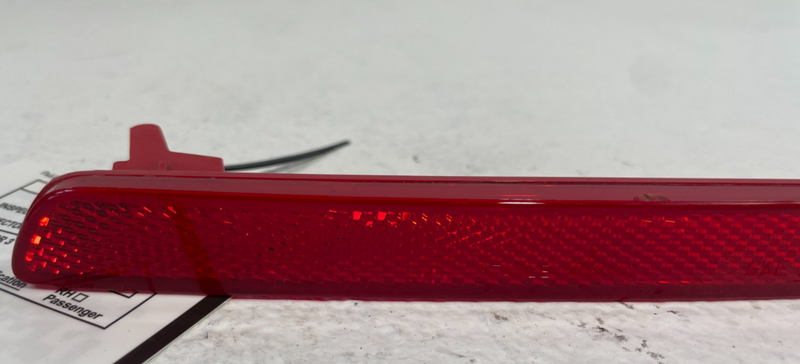 Load image into Gallery viewer, 23-25 HONDA HR-V CR-V REAR LEFT DRIVER BUMPER REFLECTOR MARKER LIGHT # 105438