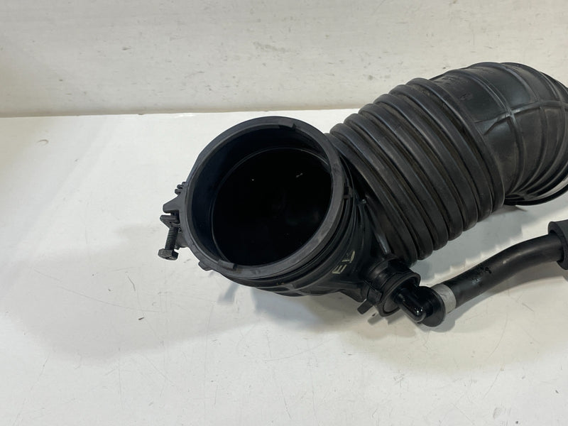 Load image into Gallery viewer, 20-25 HYUNDAI SANTA FE SONATA ENGINE AIR CLEANER INTAKE HOSE PIPE 2.5L # 101901
