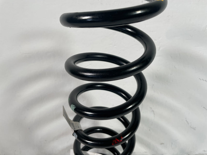 Load image into Gallery viewer, 2022-2025 HYUNDAI TUCSON AWD REAR LEFT DRIVER COIL SPRING 55335-CWPW0 # 105943