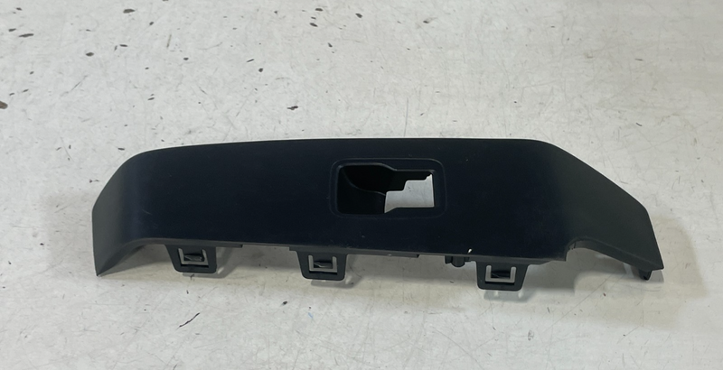 Load image into Gallery viewer, 2022 - 2025 HONDA CIVIC REAR RIGHT SIDE POWER DOOR WINDOW SWITCH BEZEL # 99873