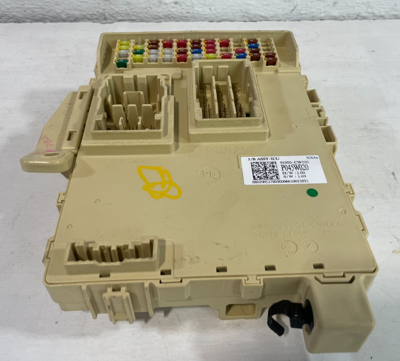 Load image into Gallery viewer, 2022-2025 HYUNDAI TUCSON FUSE RELAY CABIN JUNCTION BOX 91950-CW020 2.5L # 104853