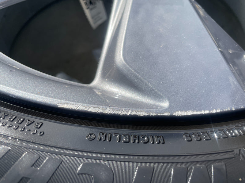 Load image into Gallery viewer, HONDA PASSPORT TOURING 20X8.5J ET55 WHEEL RIM W/ TIRE 3.5L ONLY#1 19-21 # 105292
