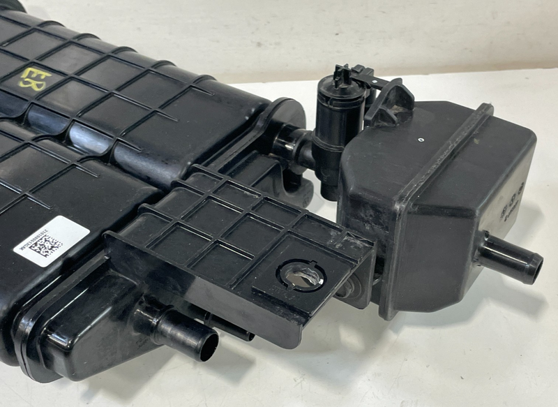 Load image into Gallery viewer, 2021 - 2025 HYUNDAI ELANTRA FUEL GAS VAPOR EMISSION CHARCOAL CANISTER # 101809