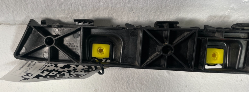 Load image into Gallery viewer, 2022-2025 HYUNDAI TUCSON REAR RIGHT SIDE BUMPER MOUNT SUPPORT BRACKET # 105898