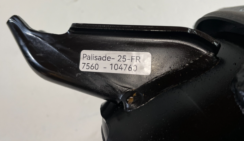 Load image into Gallery viewer, 2020-2025 HYUNDAI PALISADE FRONT RIGHT ENGINE MOUNT SUPPORT BRACKET # 104760