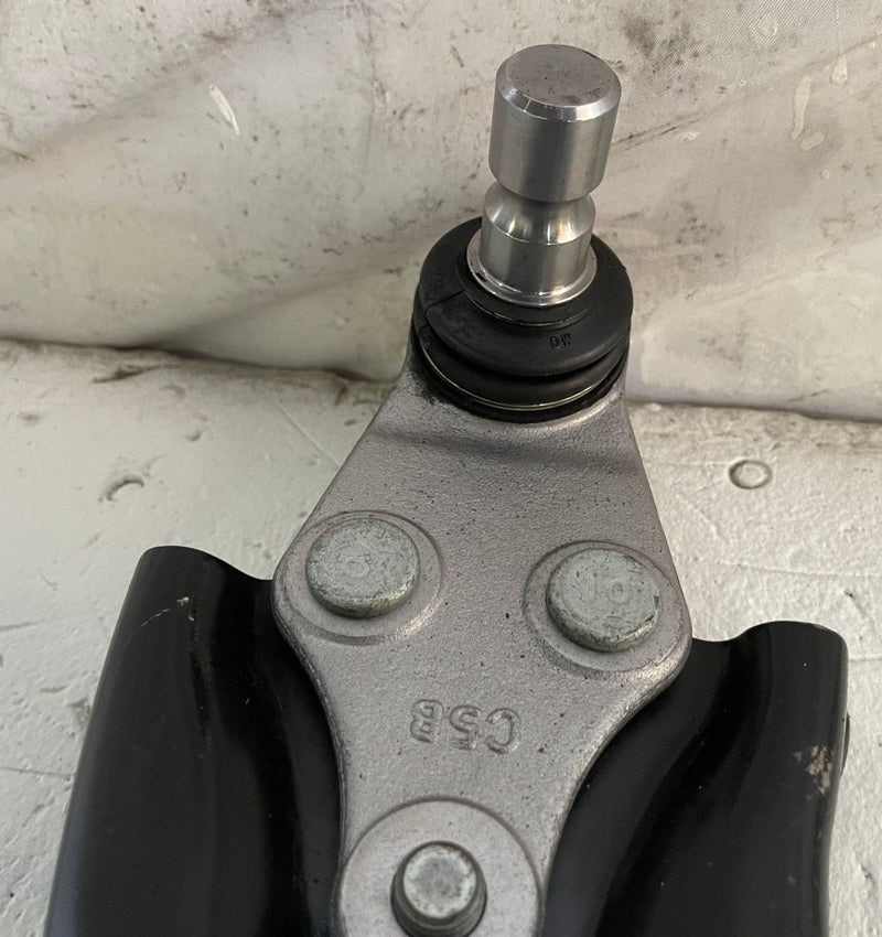 Load image into Gallery viewer, 2024 - 2026 HYUNDAI SANTA FE FWD FRONT RIGHT SIDE LOWER CONTROL ARM # 112852