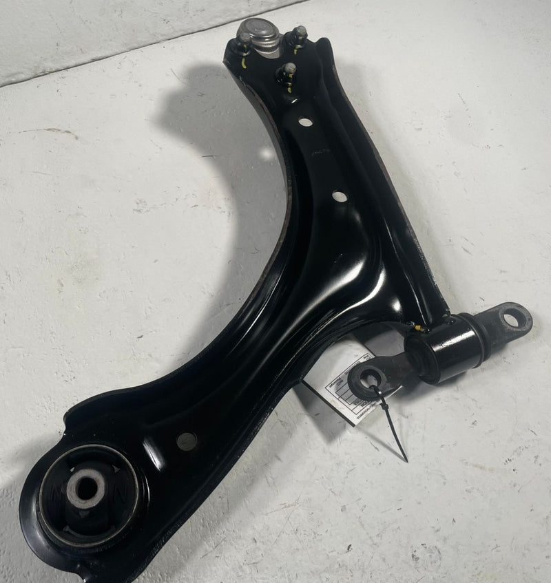 Load image into Gallery viewer, 2023 - 2026 KIA SPORTAGE FRONT RIGHT PASSENGER SIDE LOWER CONTROL ARM # 113293
