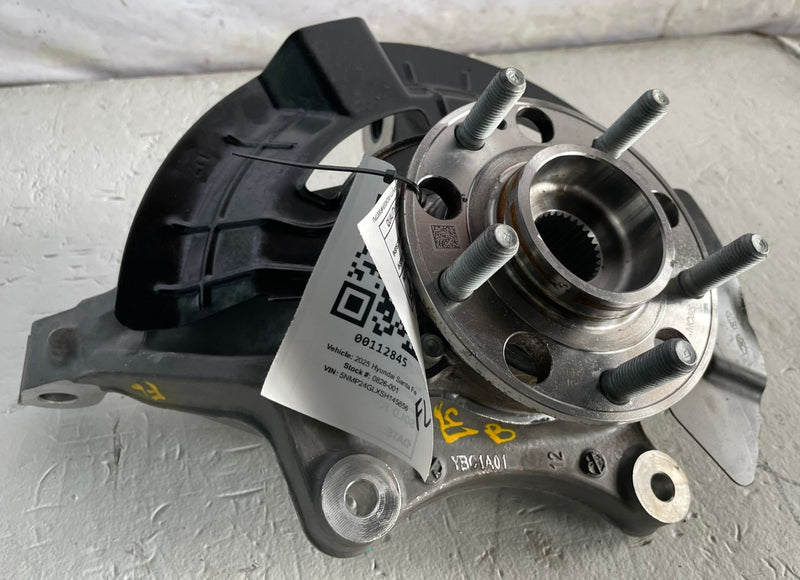 Load image into Gallery viewer, 2021-2026 HYUNDAI SANTA FE FRONT LEFT SIDE SPINDLE KNUCKLE W/BEARING HUB #112845