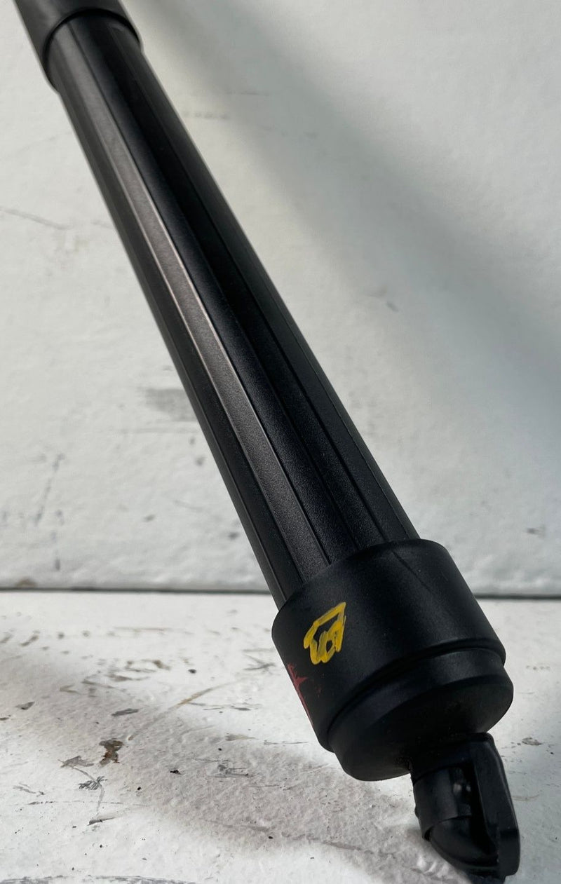 Load image into Gallery viewer, 2025 - 2026 HYUNDAI SANTA FE REAR RIGHT SIDE LIFTGATE POWER LIFT SUPPORT #109281