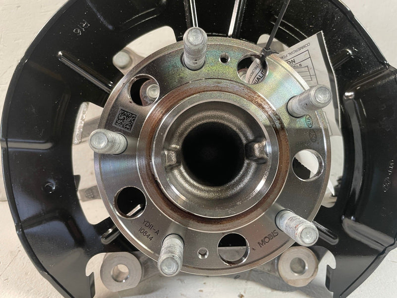 Load image into Gallery viewer, 21-26 HYUNDAI SANTA FE FWD REAR RIGHT SPINDLE KNUCKLE W/ WHEEL HUB 2.5L # 109278