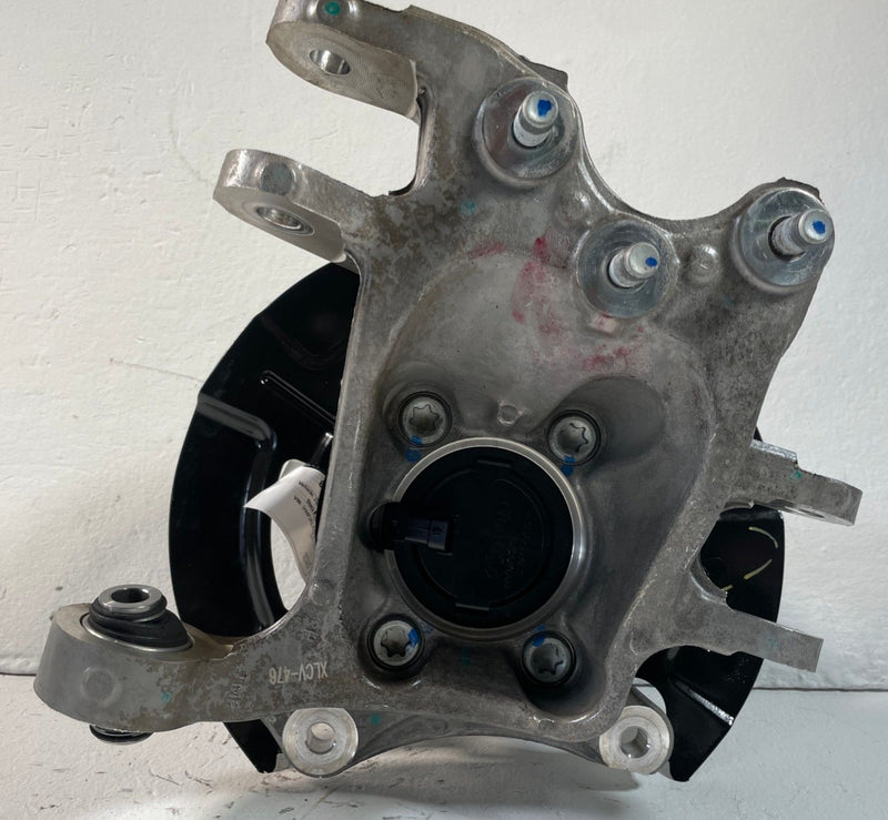 Load image into Gallery viewer, 21-26 HYUNDAI SANTA FE FWD REAR RIGHT SPINDLE KNUCKLE W/ WHEEL HUB 2.5L # 109278