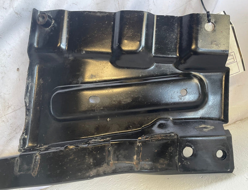 Load image into Gallery viewer, 15-25 FORD MUSTANG CONVERTIBLE REAR LEFT SUBFRAME SUPPORT BRACE BRACKET # 113529