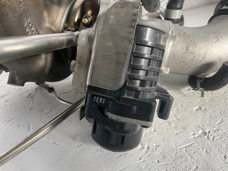 Load image into Gallery viewer, 2021 - 2026 HYUNDAI SANTA FE ENGINE EXHAUST MANIFOLD TURBOCHARGER 2.5L # 112111