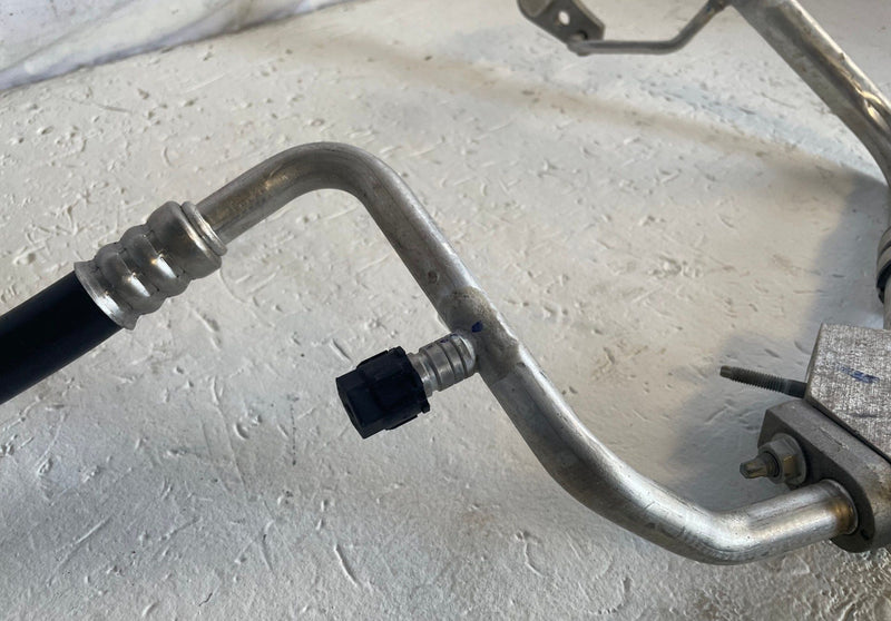 Load image into Gallery viewer, 18-23 FORD MUSTANG AC AIR CONDITIONER HOSE PIPE LINE 2.3L JR3B-19E881-AD #113510