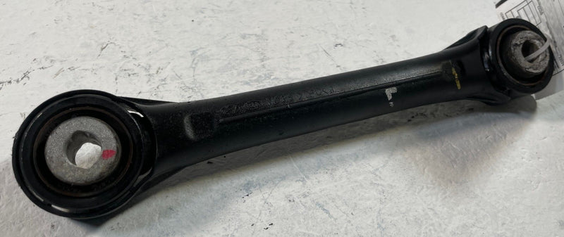 Load image into Gallery viewer, 20-25 HYUNDAI PALISADE REAR LEFT OR RIGHT SIDE LOWER LATERAL CONTROL ARM #109358