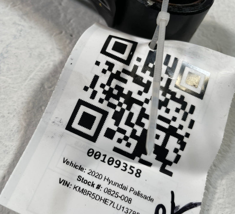 Load image into Gallery viewer, 20-25 HYUNDAI PALISADE REAR LEFT OR RIGHT SIDE LOWER LATERAL CONTROL ARM #109358