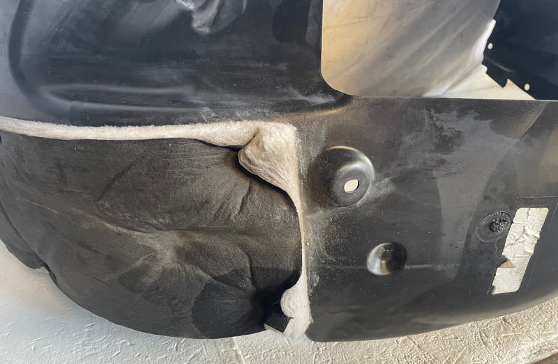 Load image into Gallery viewer, 2018-2023 FORD MUSTANG FRONT RIGHT SIDE FENDER LINER SPLASH GUARD SHIELD #113519