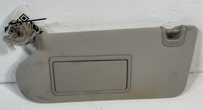 Load image into Gallery viewer, 2019 - 2025 INFINITI QX50 FRONT LEFT DRIVER SIDE SUNVISOR SUN VISOR # 106459