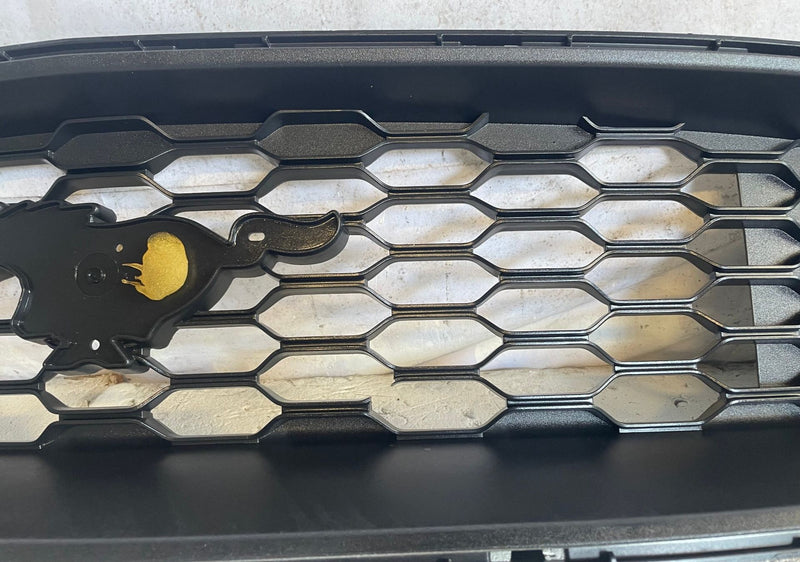 Load image into Gallery viewer, 2018 - 2023 FORD MUSTANG FRONT BUMPER UPPER GRILLE BLACK JR3B-8150-AEW # 113544