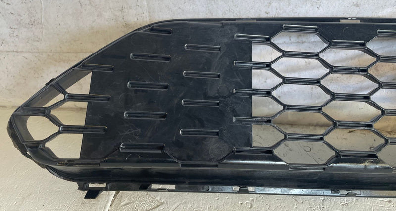 Load image into Gallery viewer, 2018 - 2023 FORD MUSTANG FRONT BUMPER UPPER GRILLE BLACK JR3B-8150-AEW # 113544