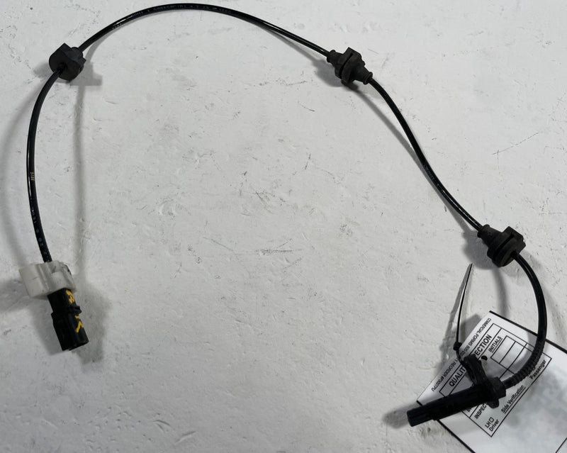 Load image into Gallery viewer, 2019- 2025 HONDA PASSPORT REAR RIGHT SIDE ABS WHEEL SPEED SENSOR # 113340