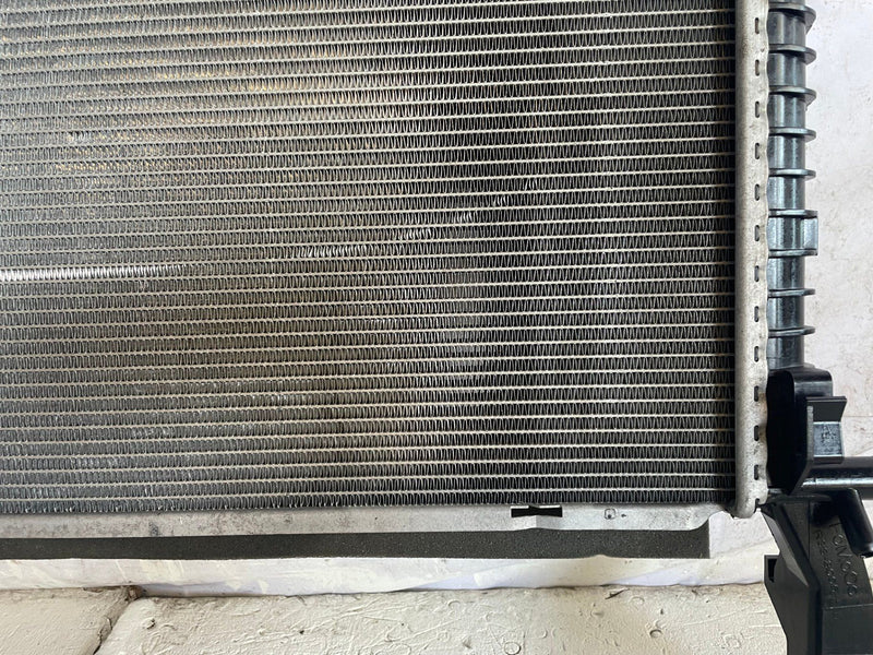 Load image into Gallery viewer, 2015-2023 FORD MUSTANG ENGINE WATER COOLANT RADIATOR 2.3L FR33-8005-DJ # 113549