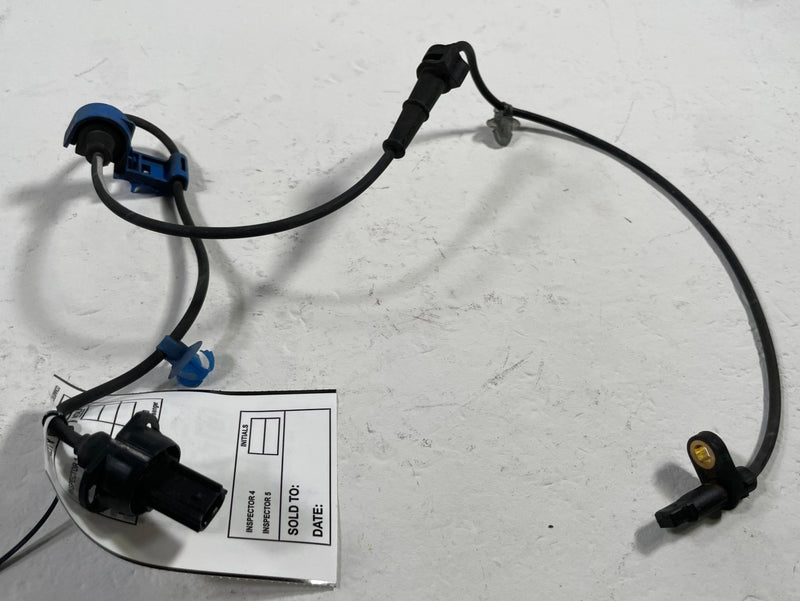 Load image into Gallery viewer, 2019- 2025 HONDA PASSPORT FRONT RIGHT SIDE ABS WHEEL SPEED SENSOR # 113334