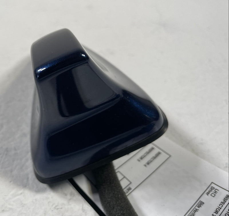 Load image into Gallery viewer, 21-23 HYUNDAI SANTA FE EXTERIOR SHARK ROOF FIN RADIO ANTENA BLUE (ST2)# 107923